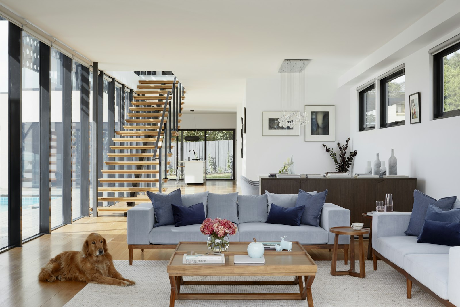 Elegant Toorak Residence — view 2